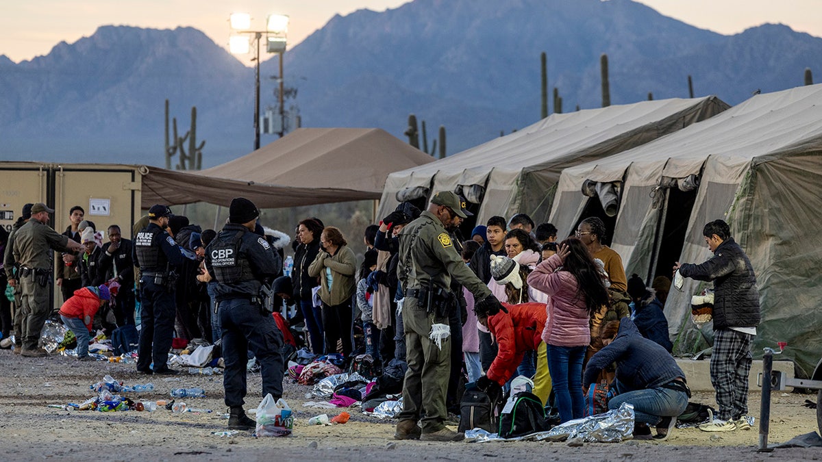Border crossers stopped in Arizona